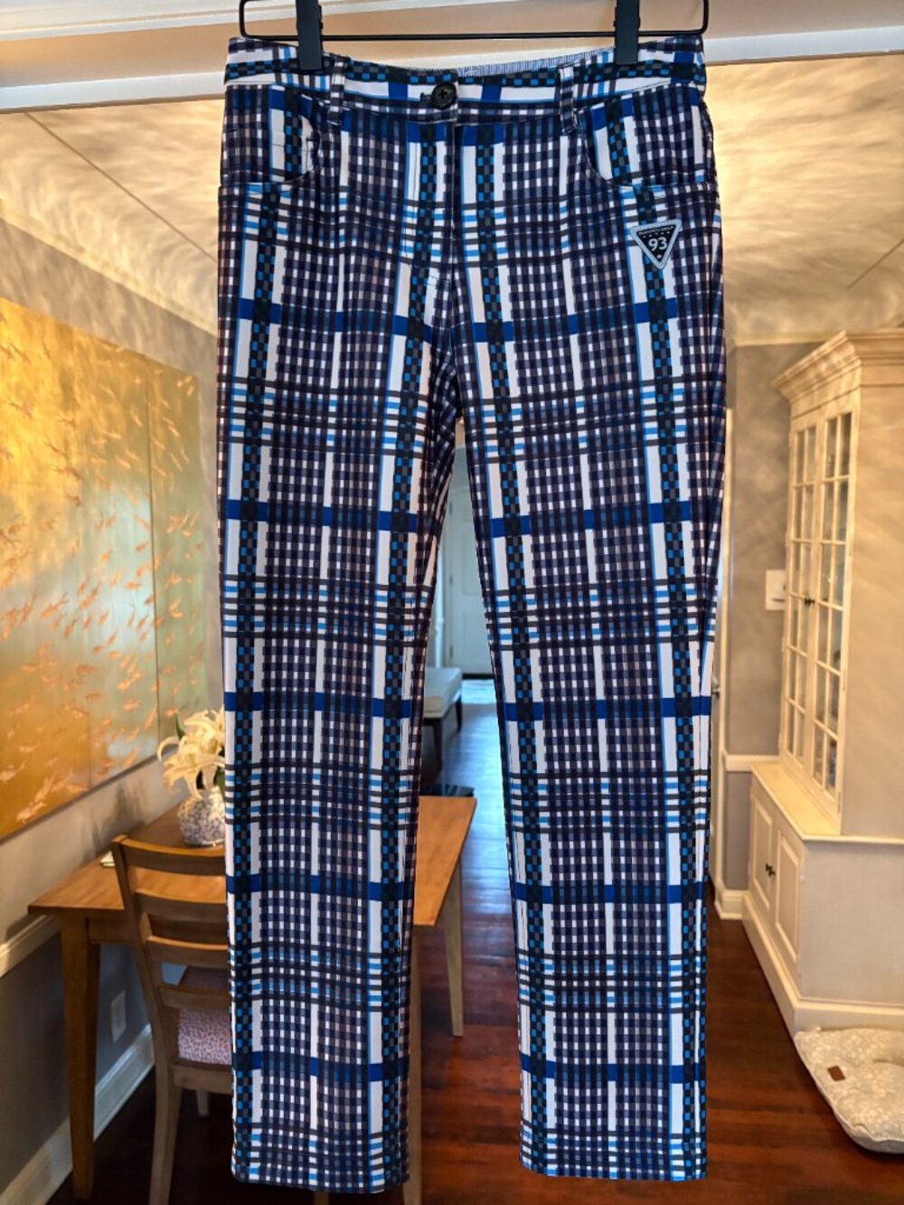NWOT Women's Sunview Golf (SVG) Plaid Cropped Golf Pants. Size 4/Small